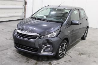 skadebil auto Peugeot 108  2020/2