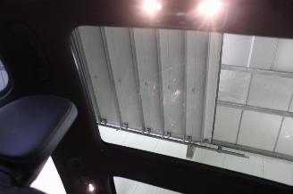 Mercedes C-klasse C 300 picture 9