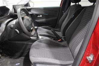 Peugeot 208  picture 10
