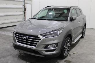 krockskadad bil auto Hyundai Tucson  2020/6