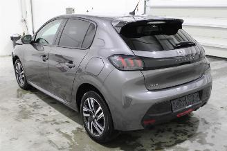 Peugeot 208  picture 4