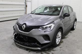 Damaged car Renault Captur  2022/5