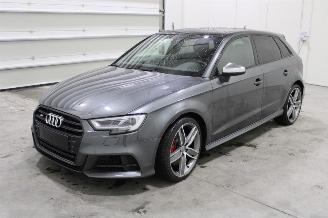 Vrakbiler auto Audi S3  
