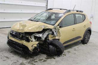 Damaged car Dacia Sandero  2024/7