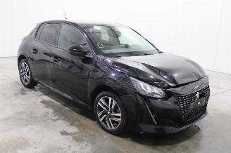 Peugeot 208  picture 2