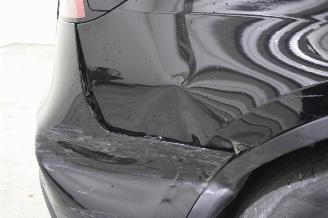 Tesla Model Y  picture 24