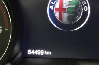 Alfa Romeo Giulia  picture 12