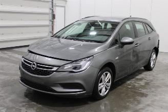 Auto da rottamare Opel Astra  2018/11