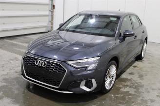 krockskadad bil auto Audi A3  2023/6