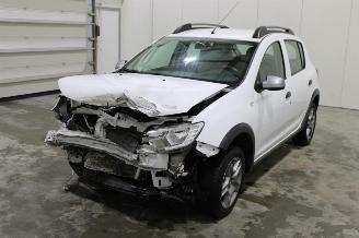 Coche accidentado Dacia Sandero  2019/7