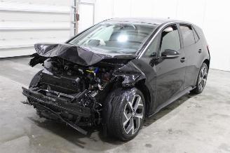 skadebil auto Volkswagen ID.3  2024/6