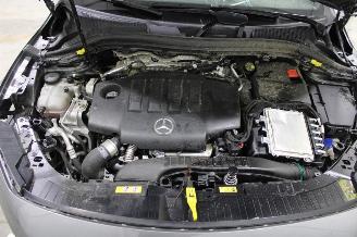 Mercedes GLA 180 picture 15