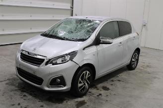 damaged passenger cars Peugeot 108  2020/3