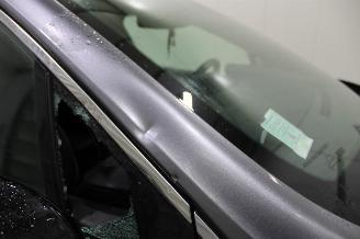 Renault Clio  picture 23