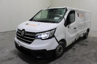 disassembly passenger cars Renault Trafic  2023/5