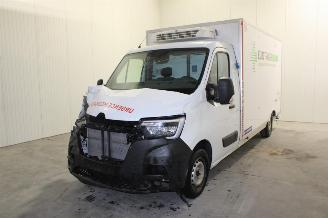 krockskadad bil auto Renault Master  2024/5
