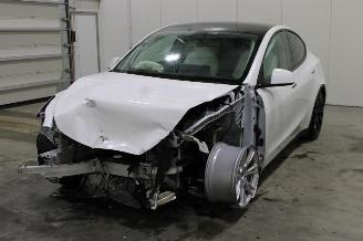 skadebil auto Tesla Model Y  2024/9