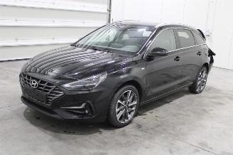skadebil auto Hyundai I-30 i30 2024/1