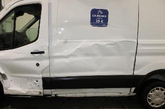 Ford Transit  picture 9