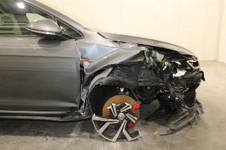 Volkswagen Golf  picture 6