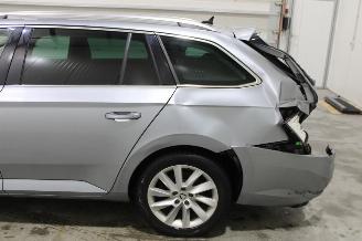 Skoda Superb  picture 5