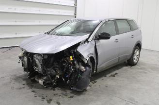 Salvage car Peugeot 5008  2024/8