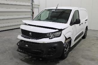 Vaurioauto  passenger cars Peugeot Partner  2021/11