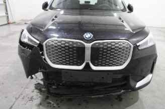 BMW iX1  picture 5