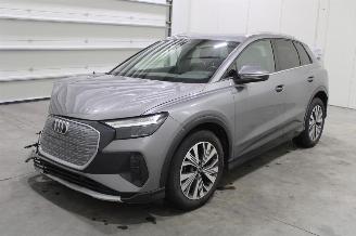Unfallwagen Audi Q4 e-tron 2022/1
