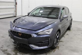 krockskadad bil auto Cupra Leon  2023/12