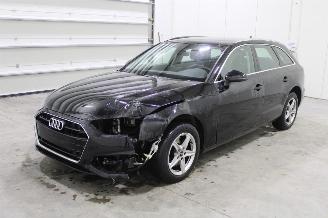uszkodzony samochody osobowe Audi A4  2023/3