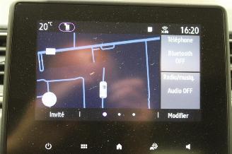 Renault Captur  picture 13