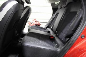 Renault Captur  picture 11