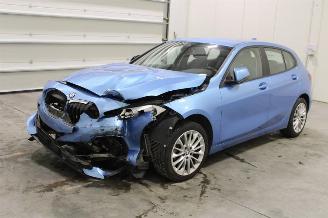 rozbiórka samochody osobowe BMW 1-serie 118 2020/2