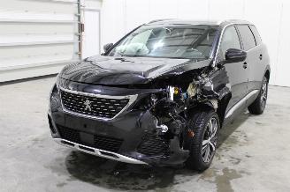 Avarii autoturisme Peugeot 5008  2020/10
