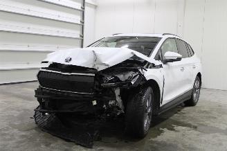 uszkodzony samochody osobowe Skoda Enyaq  2021/11