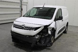 Salvage car Citroën Berlingo  2020/12