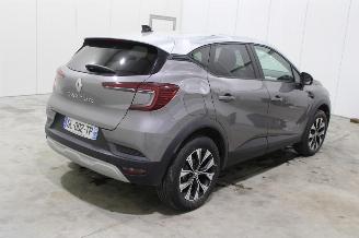 Renault Captur  picture 3