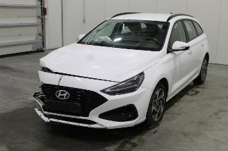 skadebil auto Hyundai I-30 i30 2024/11