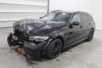 Vaurioauto  passenger cars BMW 3-serie 330e 2022/1