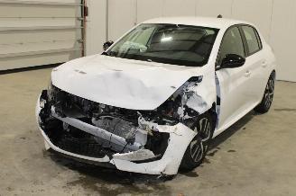 uszkodzony samochody osobowe Peugeot 208  2024/8