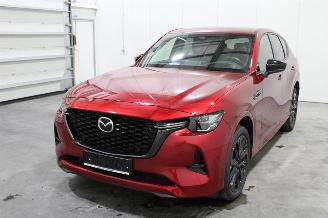 krockskadad bil auto Mazda CX-60  2025/12