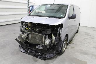 damaged passenger cars Peugeot Expert  2023/6