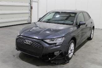 Schadeauto Audi A3 Sportback 2024/2