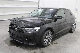 Vrakbiler auto Audi A1  2023/2