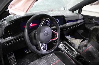 Volkswagen Golf  picture 7