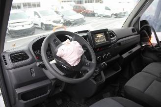 Nissan Interstar  picture 11