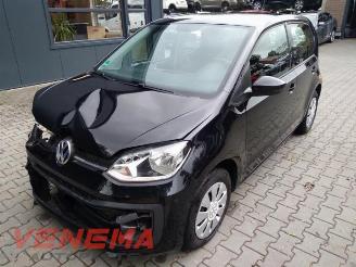 Vrakbiler auto Volkswagen Up! Up! (121), Hatchback, 2011 1.0 12V 75 2018/7