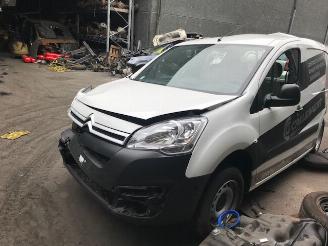 Sloopauto Citroën Berlingo 1560CC - 55KW - DIESEL 2017/11