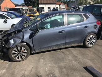 disassembly passenger cars Kia Cee d benzine - 1000cc 2016/1